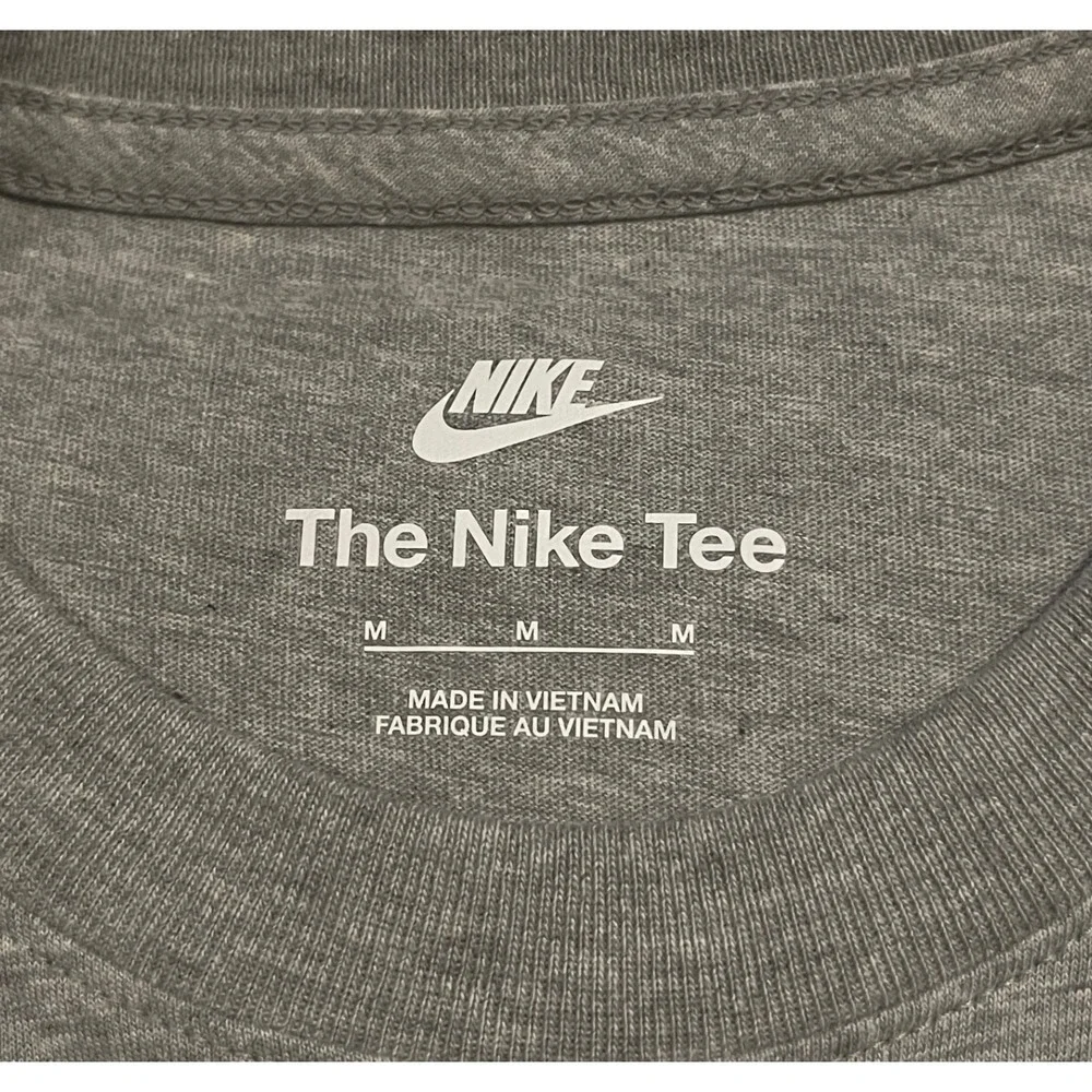 Nike Girls T- Shirt Medium Youth Long Sleeve Tee‎ Graphic Crew Neck Snowball NWT